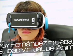 Angy Fernández prueba la realidad virtual de iAnimal